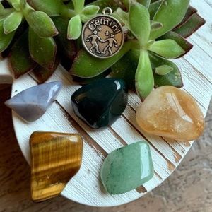 Zodiac Crystal Stone Gemini Set